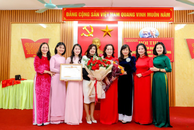 Chúc mừng cô Giáo Nguyễn Thị Tú Uyên đã đạt giải nhì trong hội thi giáo viên giỏi Quận Hà Đông năm học 2022 - 2023